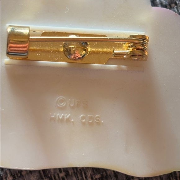 Vintage Hallmark Peanuts Snoopy & Woodstock Easter Pin/Brooch - Picture 3 of 5